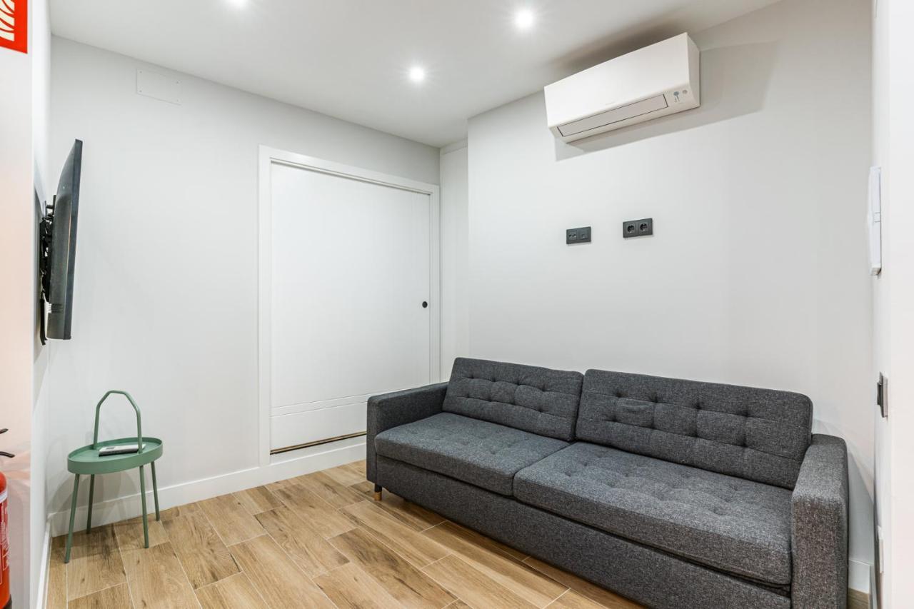 Vr Latina Apartments Madrid Ngoại thất bức ảnh