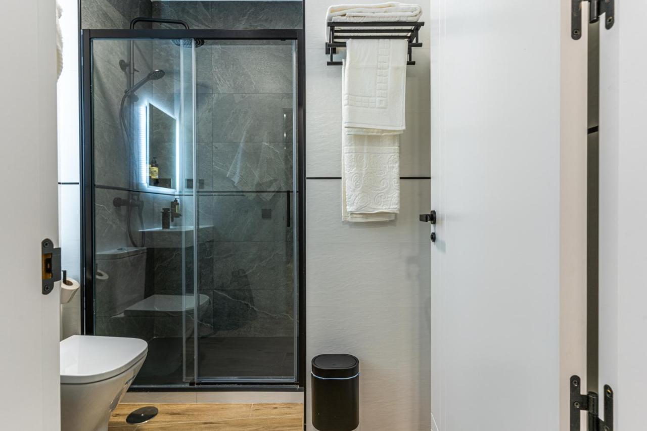 Vr Latina Apartments Madrid Ngoại thất bức ảnh